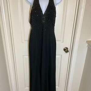 🖤 Niki Livas Black Halter Formal Dress